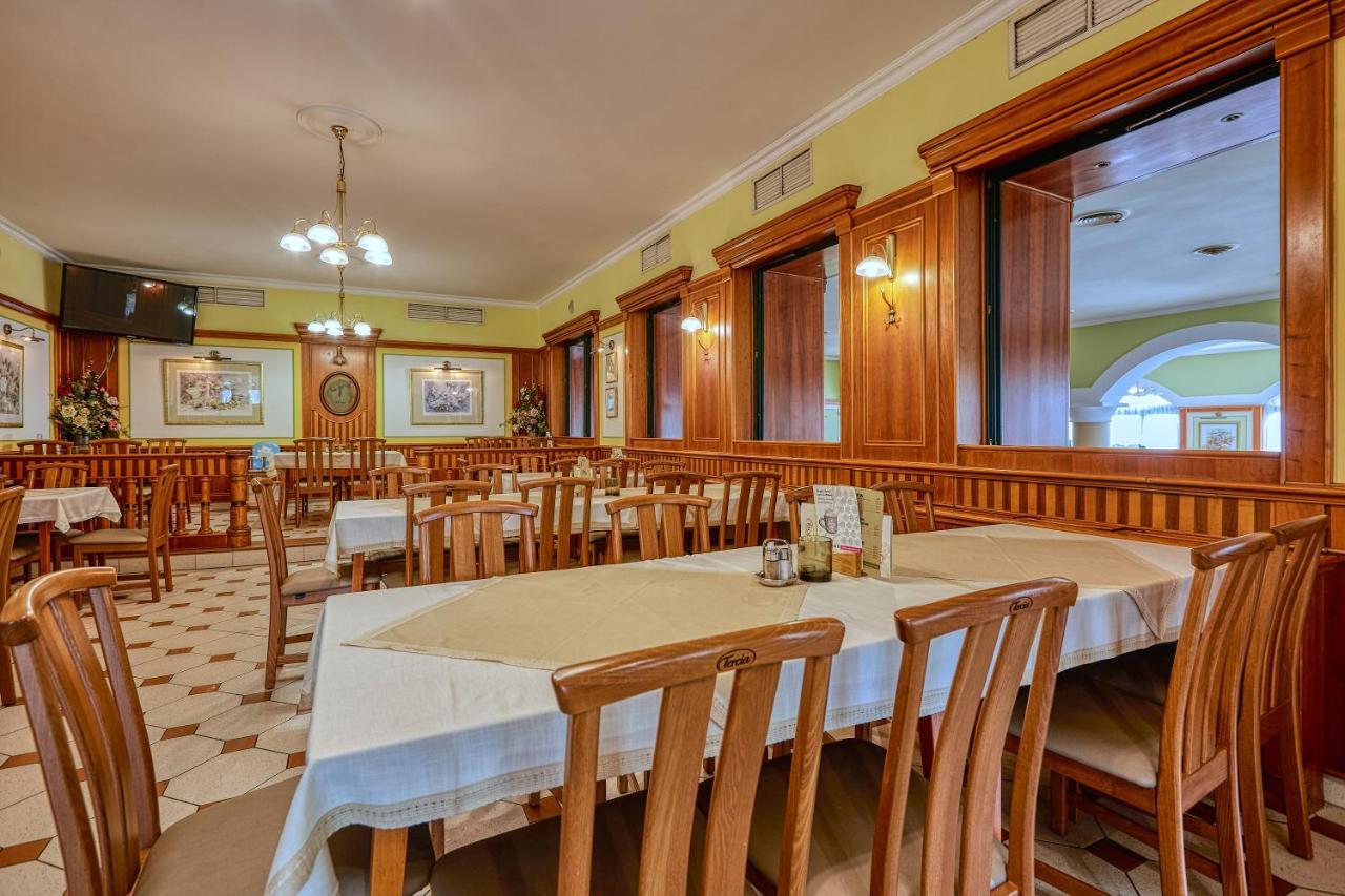 Tercia Kophaza Panzio B Bed & Breakfast Exterior photo